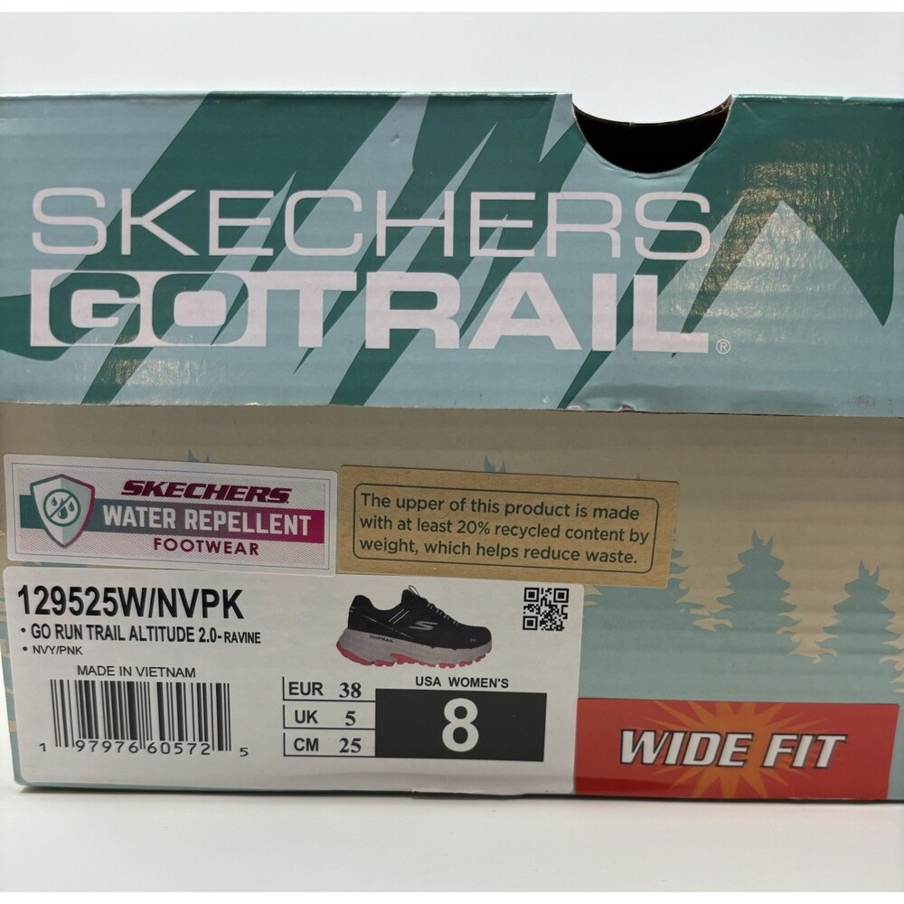 NIB Skechers Women's Size 8 Wide Fit Water Repellent Go Run Trail Altitude 2.0 - Picture 8 of 8